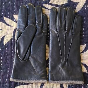 Neiman Marcus Cashmere Lined Leather Gloves Size 7.5 NWOT
